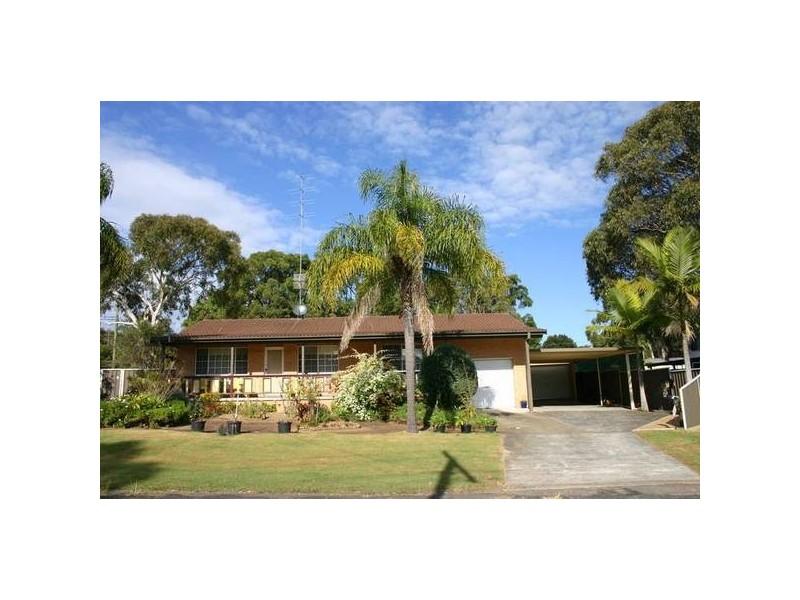 Mannering Park NSW 2259