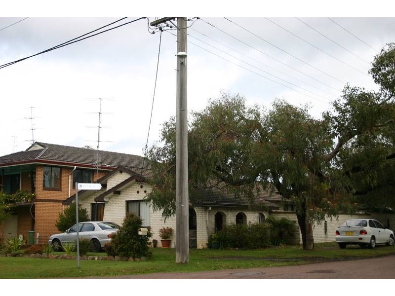 11 Scott Road, Mannering Park NSW 2259