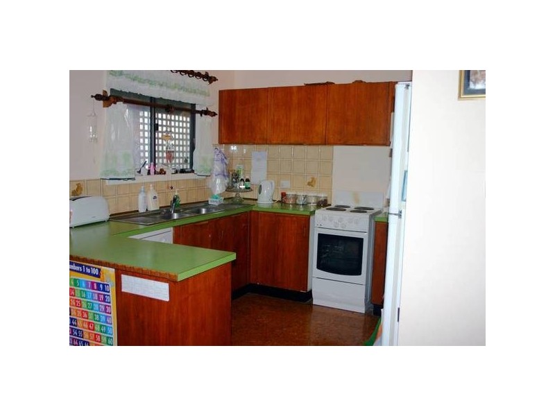 54 Yeramba Road, Summerland Point NSW 2259