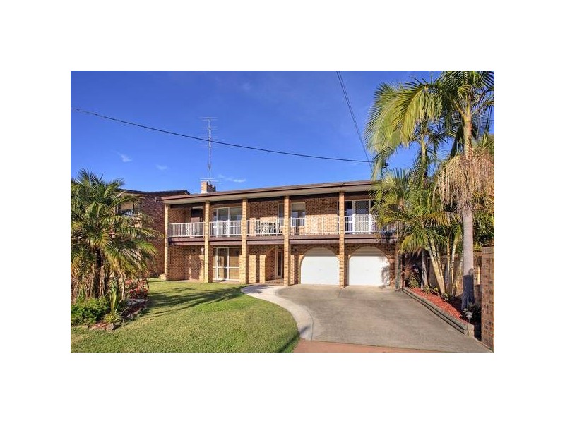 14 Grace Street, Mannering Park NSW 2259