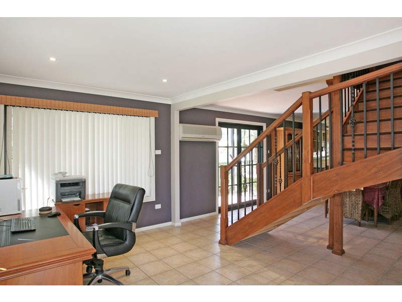 33 Ginganup Street, Summerland Point NSW 2259