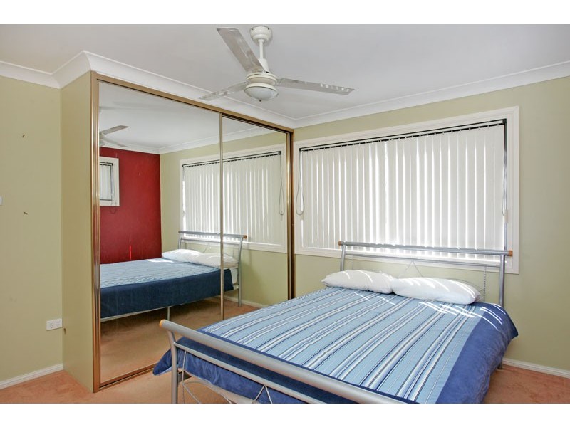 33 Ginganup Street, Summerland Point NSW 2259
