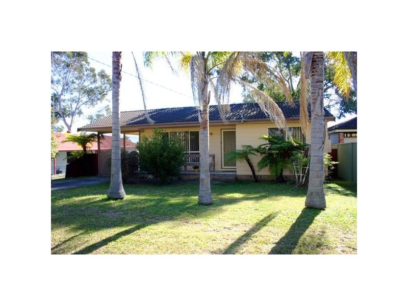 84 Catherine Street, Mannering Park NSW 2259