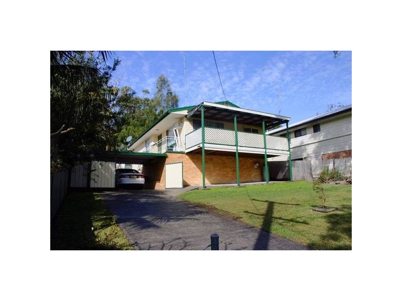 18 Billbabourie Road, Gwandalan NSW 2259