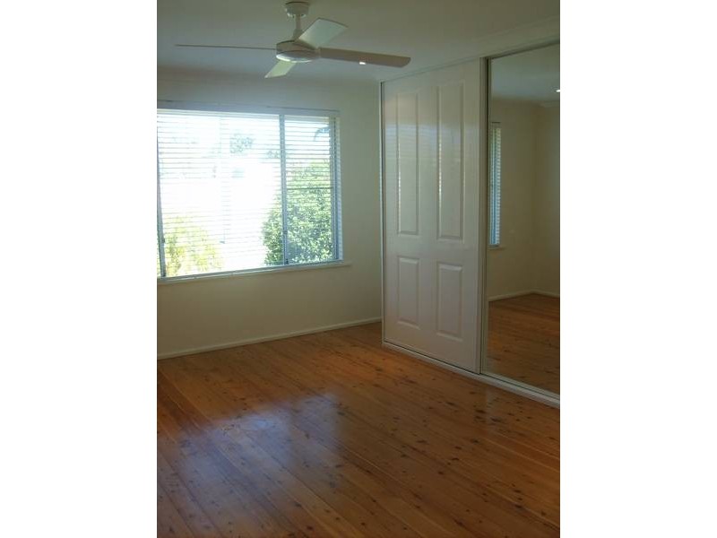 8 Jones Avenue, Toukley NSW 2263