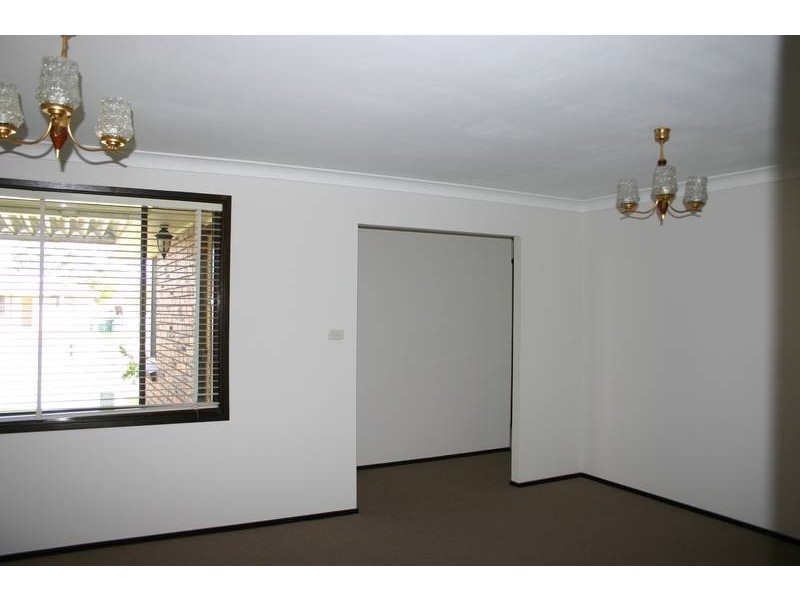 11 Nichols Avenue, Gorokan NSW 2263