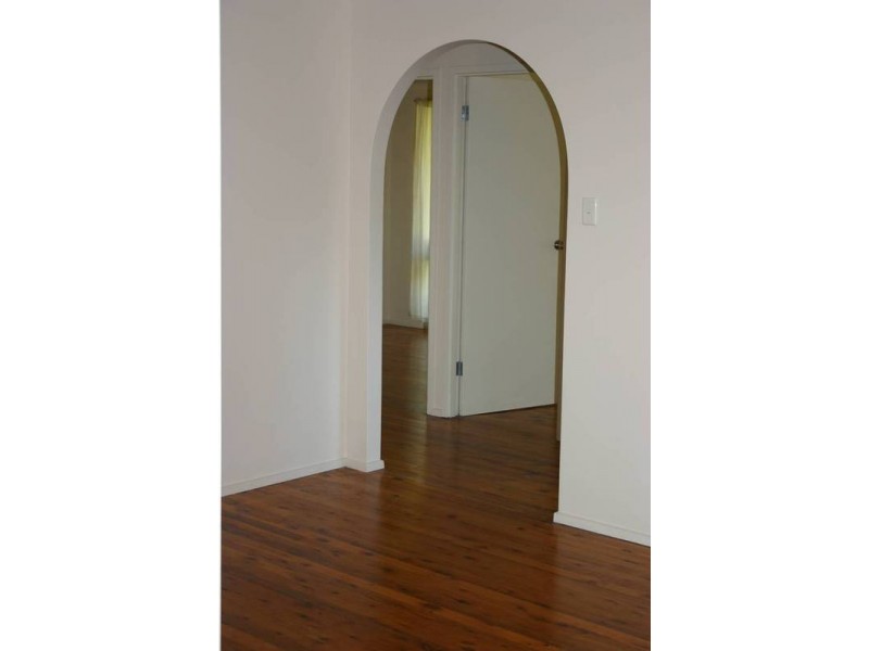 12 Griffith Street, Mannering Park NSW 2259