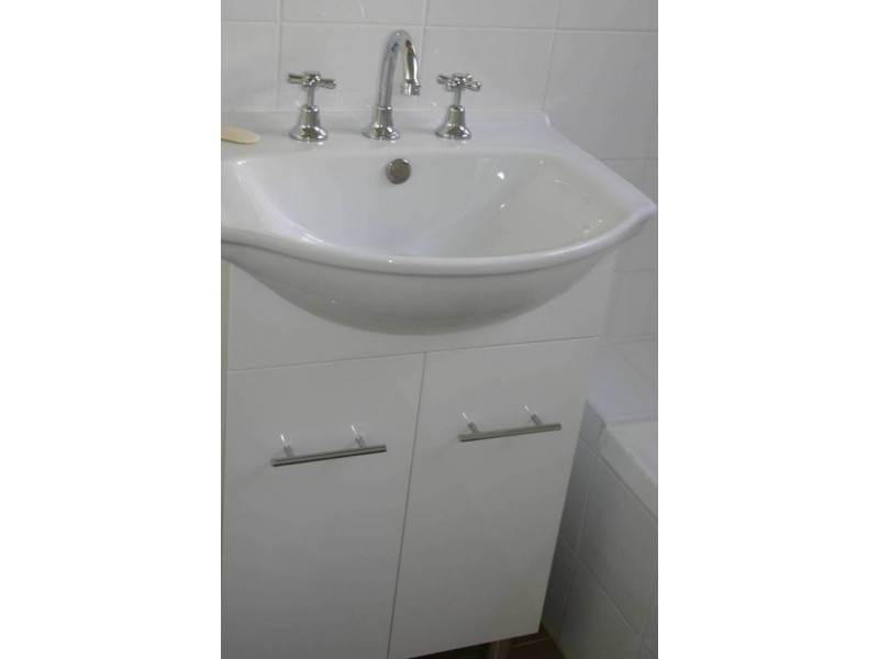 12 Griffith Street, Mannering Park NSW 2259