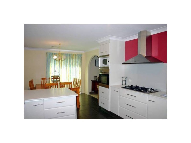 Mannering Park NSW 2259