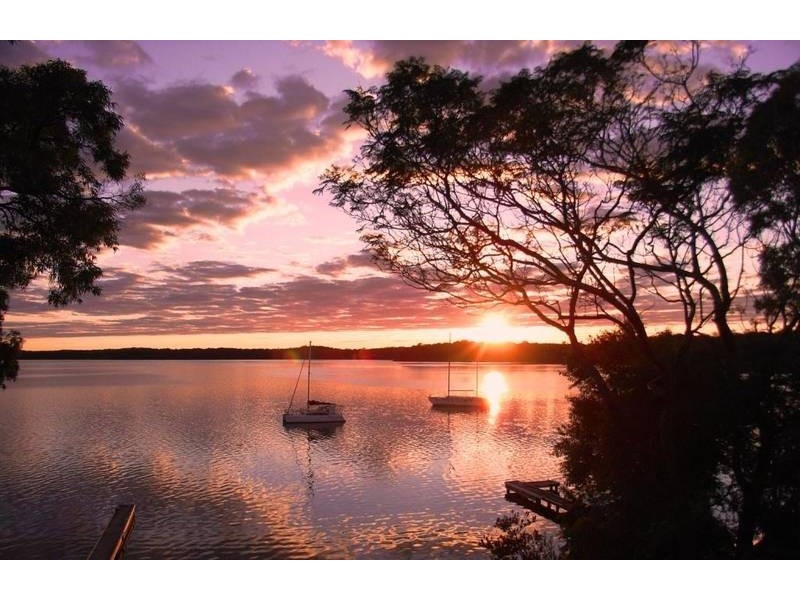 Summerland Point NSW 2259