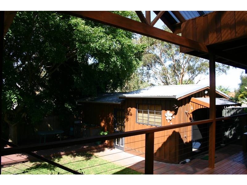 46 Yeramba Road, Summerland Point NSW 2259