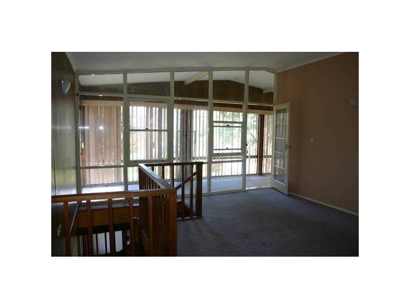 Mannering Park NSW 2259