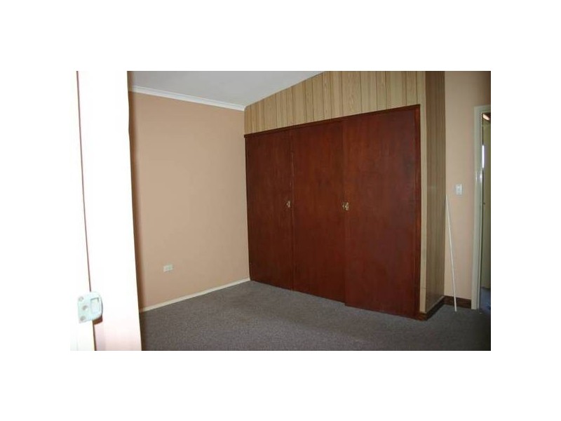 Mannering Park NSW 2259