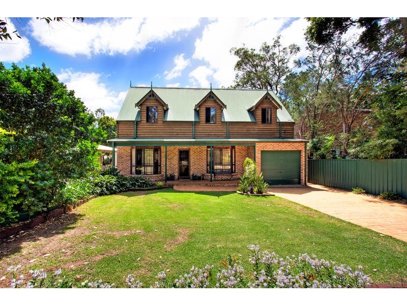 9 Birrabang Road, Summerland Point NSW 2259