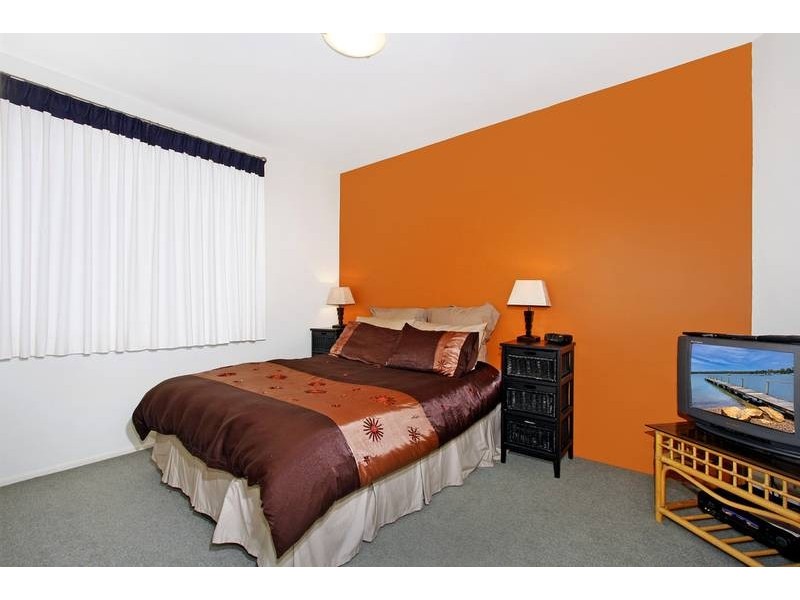 40 Lloyd Avenue, Chain Valley Bay NSW 2259