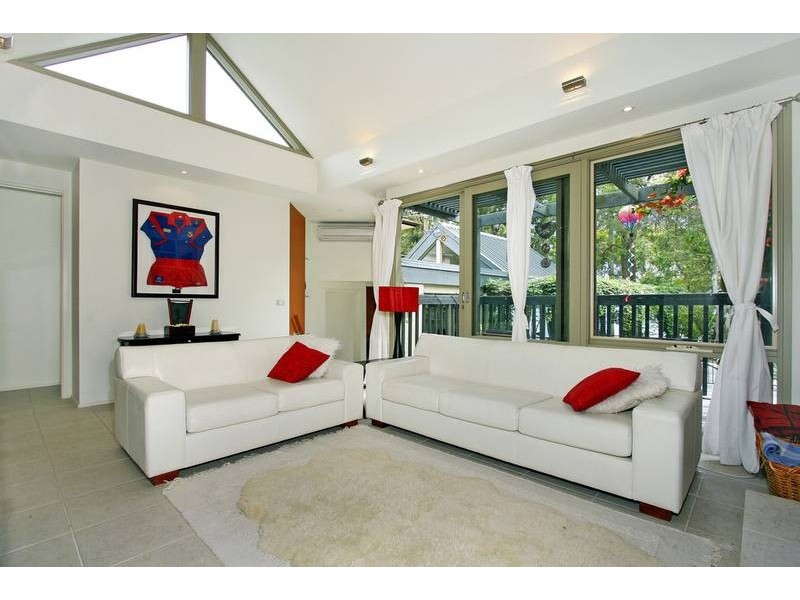 40 Lloyd Avenue, Chain Valley Bay NSW 2259