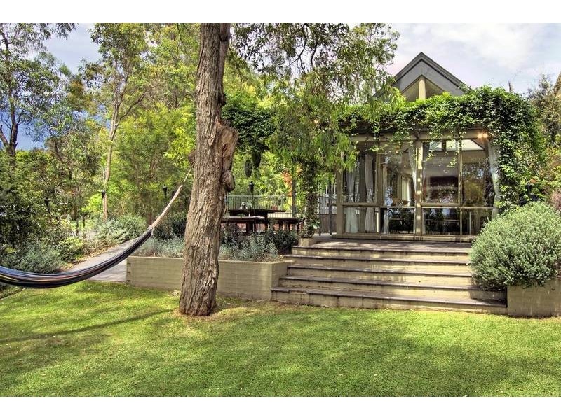 40 Lloyd Avenue, Chain Valley Bay NSW 2259