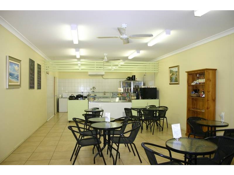 2/62 Cams Blvd, Summerland Point NSW 2259