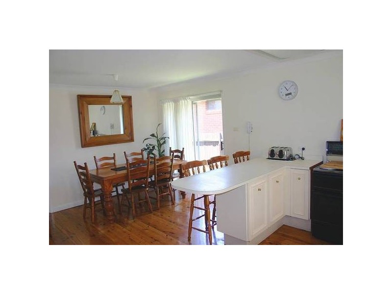 5 Ravenswood Street, Mannering Park NSW 2259