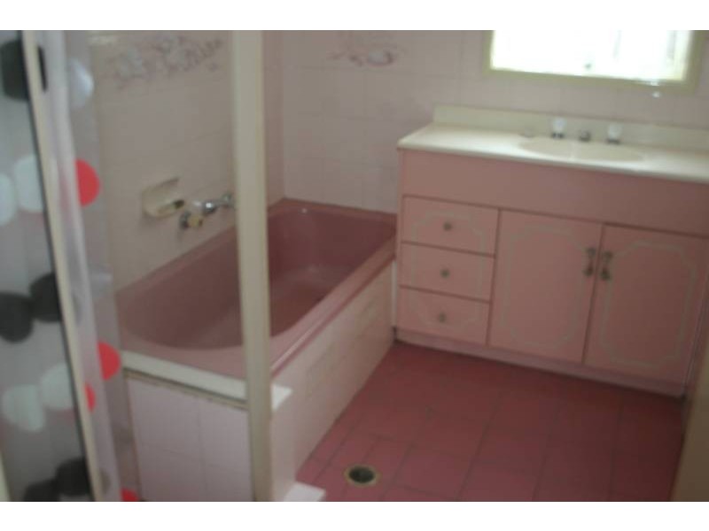 56 Vales Road, Mannering Park NSW 2259