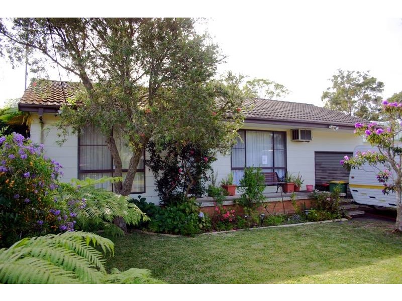 Mannering Park NSW 2259