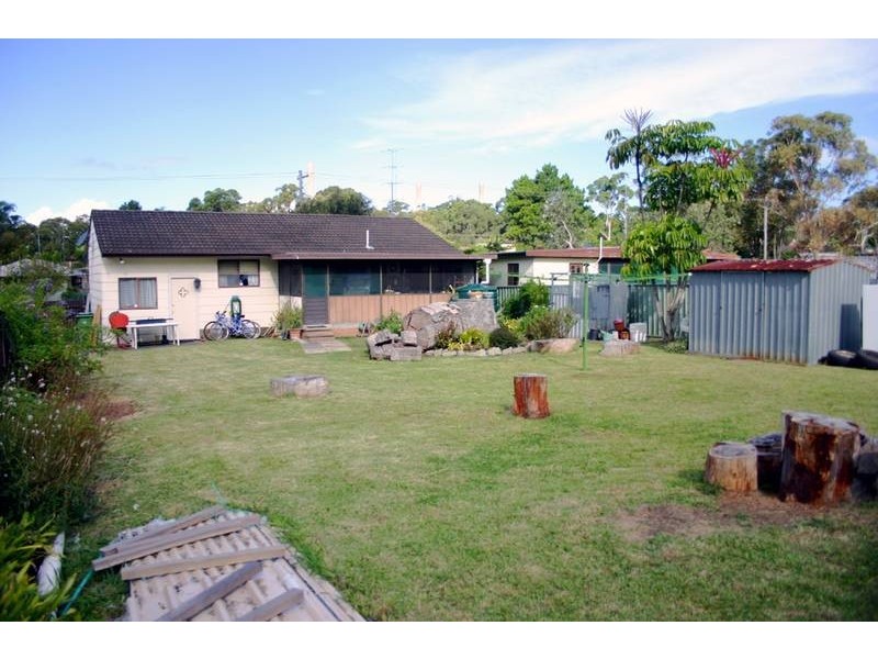 Mannering Park NSW 2259