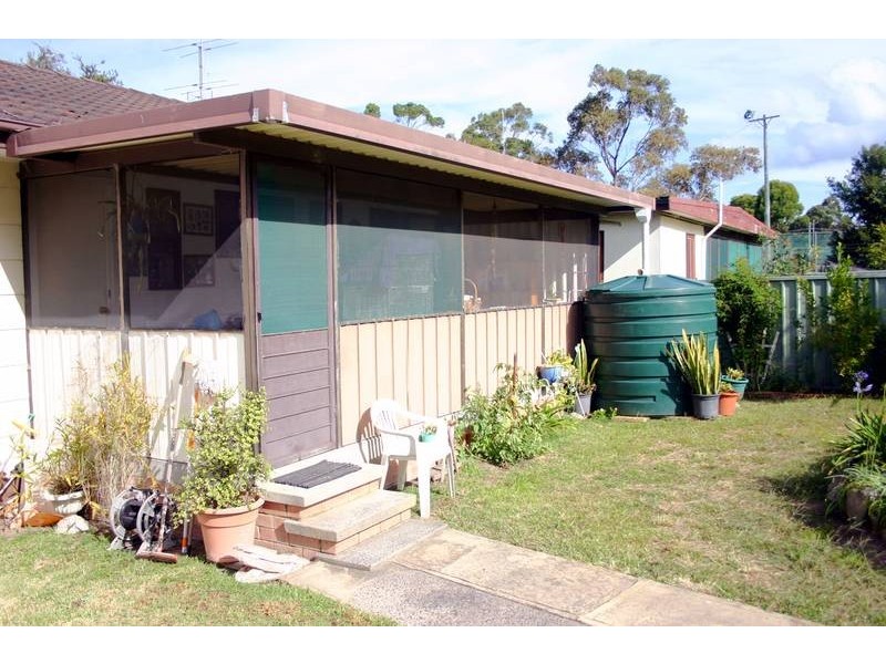 Mannering Park NSW 2259