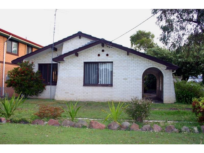 Mannering Park NSW 2259