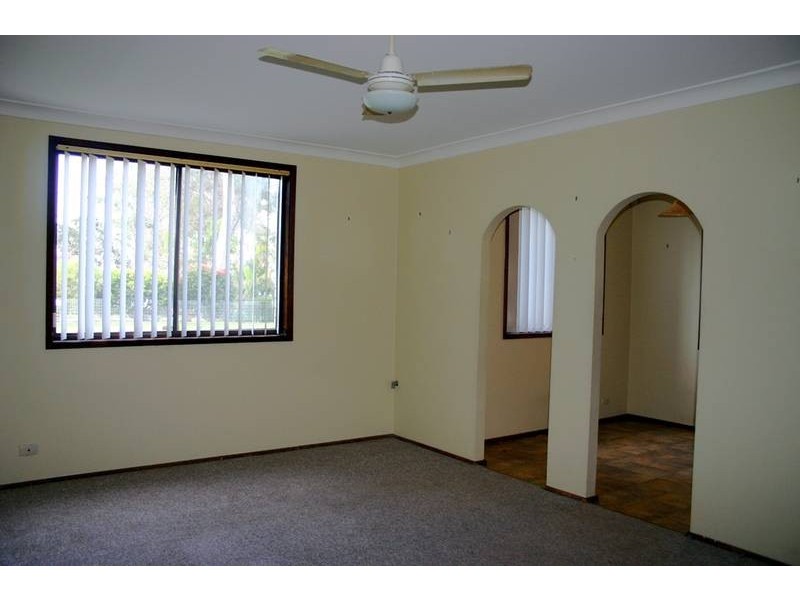 Mannering Park NSW 2259