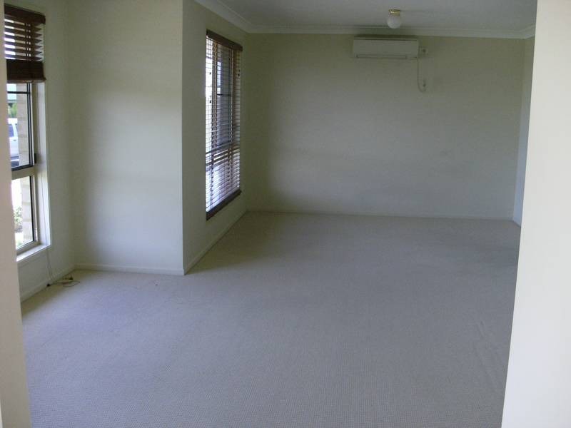 1 WRIGHT CRT, Stanthorpe QLD 4380