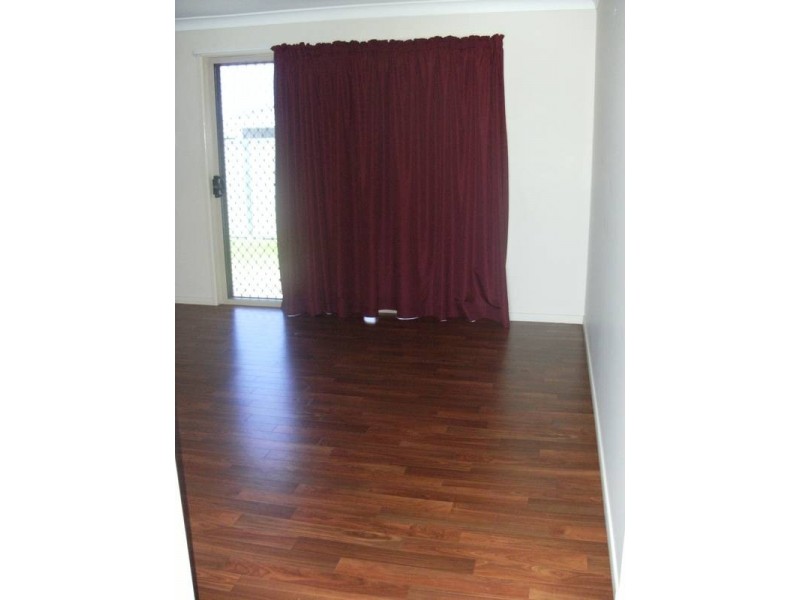 1 WRIGHT CRT, Stanthorpe QLD 4380