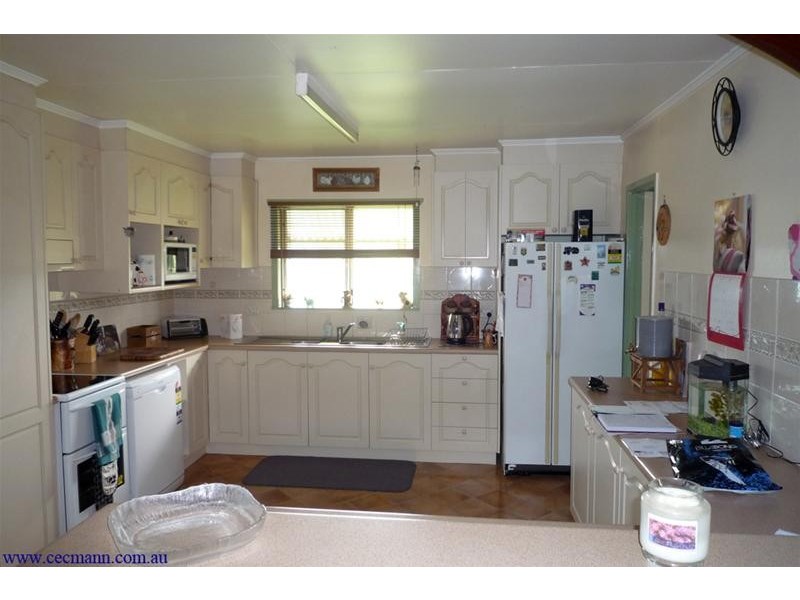 57 Collins Road, Glen Aplin QLD 4381