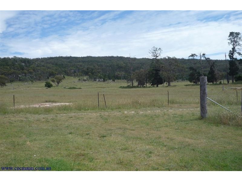 57 Collins Road, Glen Aplin QLD 4381