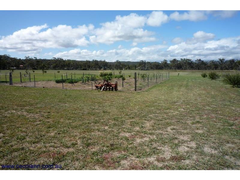 51 Francia Lane, Glen Aplin QLD 4381