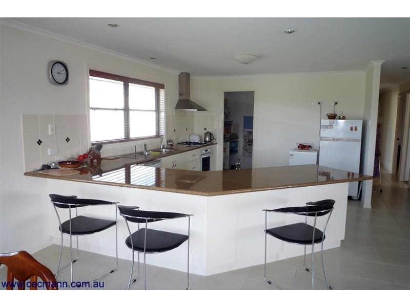 51 Francia Lane, Glen Aplin QLD 4381