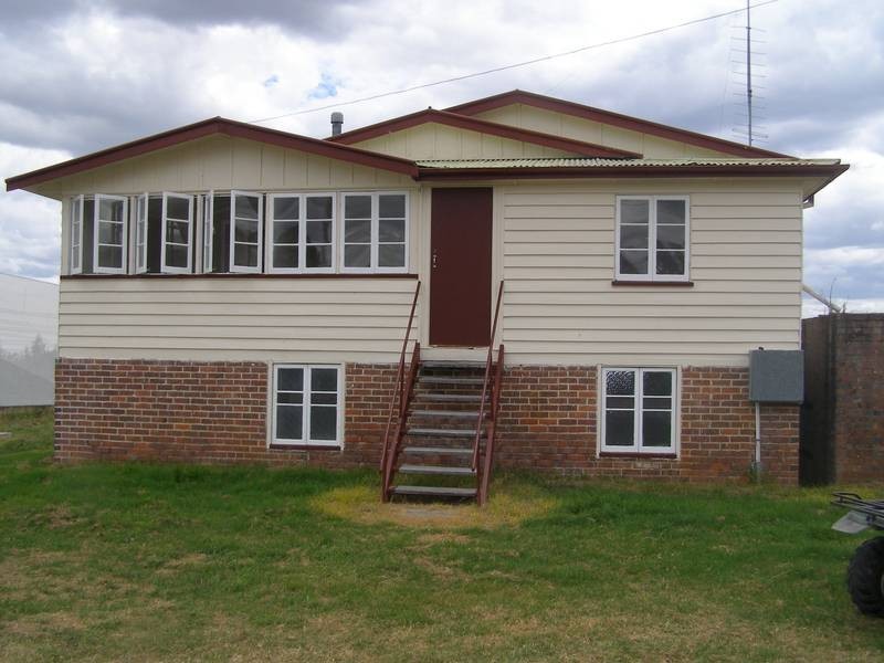287 POZIERES RD, Stanthorpe QLD 4380