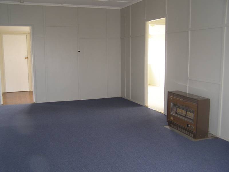 287 POZIERES RD, Stanthorpe QLD 4380