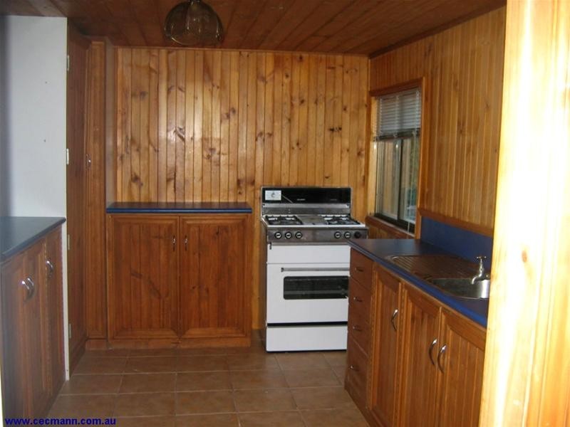 106 Amosfield Road, Stanthorpe QLD 4380