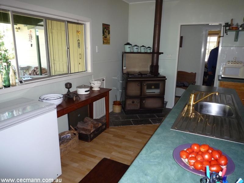 Ballandean QLD 4382