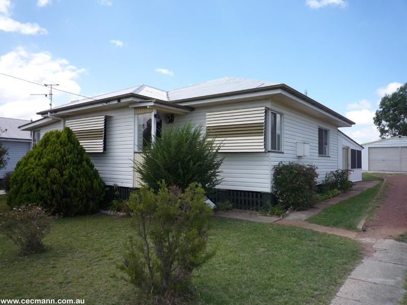 13 Thorpe Street, Stanthorpe QLD 4380
