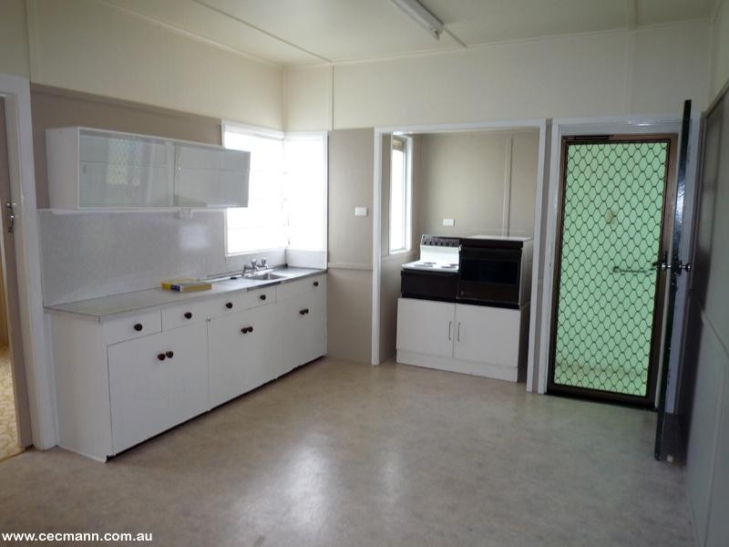 13 Thorpe Street, Stanthorpe QLD 4380