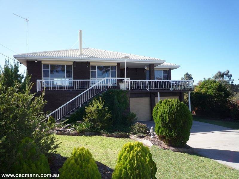 27 Granite Street, Stanthorpe QLD 4380