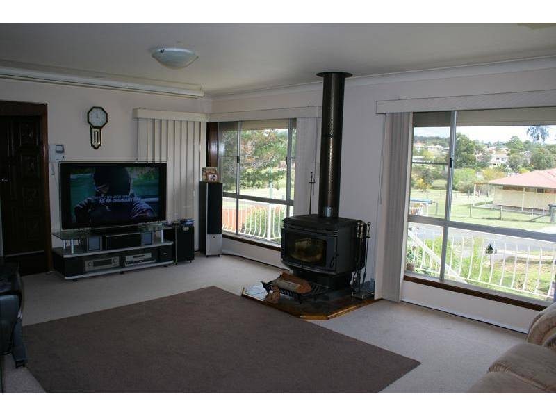 27 Granite Street, Stanthorpe QLD 4380