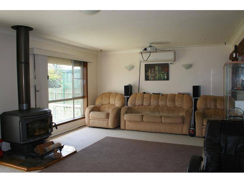 27 Granite Street, Stanthorpe QLD 4380