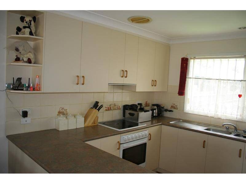 27 Granite Street, Stanthorpe QLD 4380