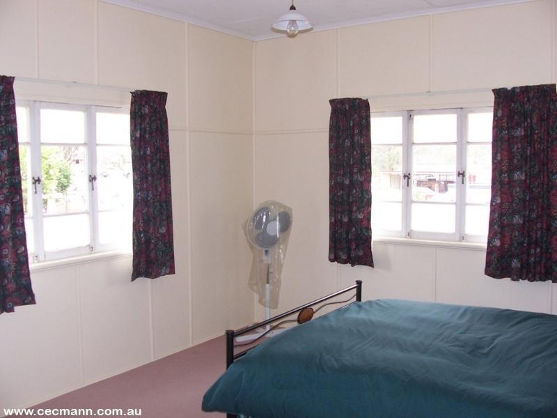 23 College Road, Stanthorpe QLD 4380