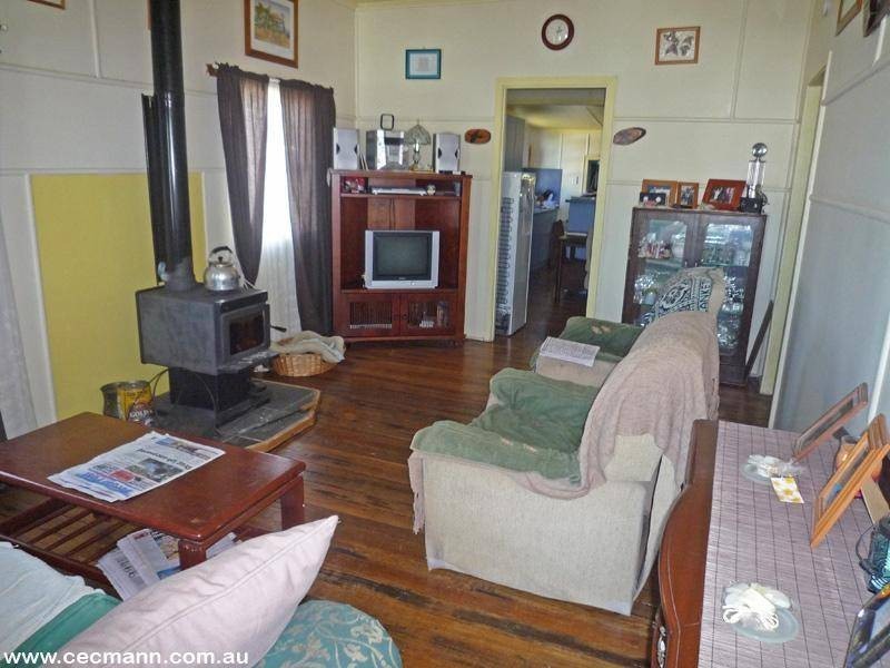 32 Symes Street, Stanthorpe QLD 4380