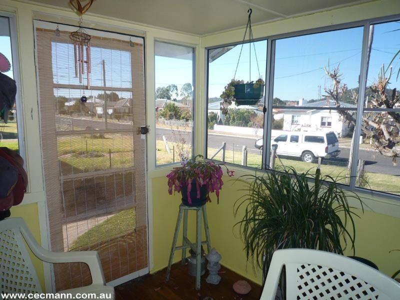 32 Symes Street, Stanthorpe QLD 4380