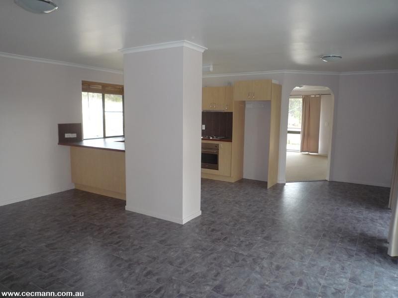 51 Maclean Lane, Ballandean QLD 4382