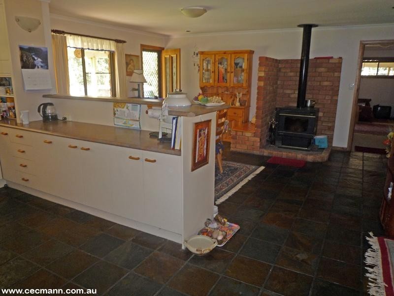 79 Nelson Crescent, Stanthorpe QLD 4380